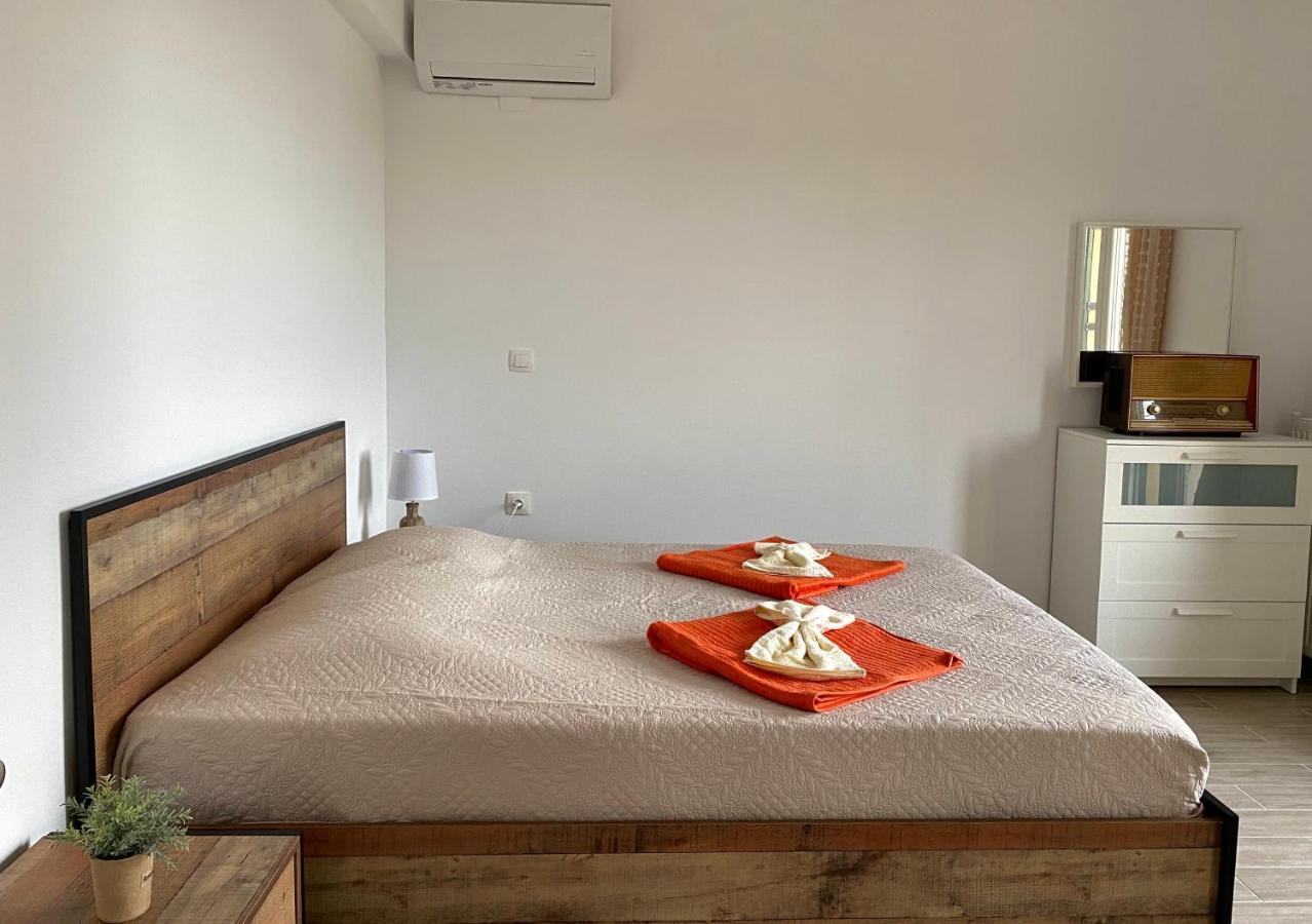 Coralli Pentati 2 "Dimitris Apartments" ภายนอก รูปภาพ